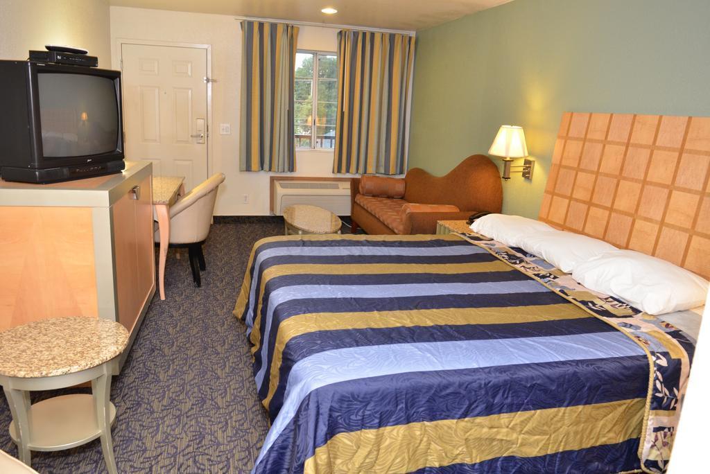 Econo Lodge Portland Airport Kültér fotó
