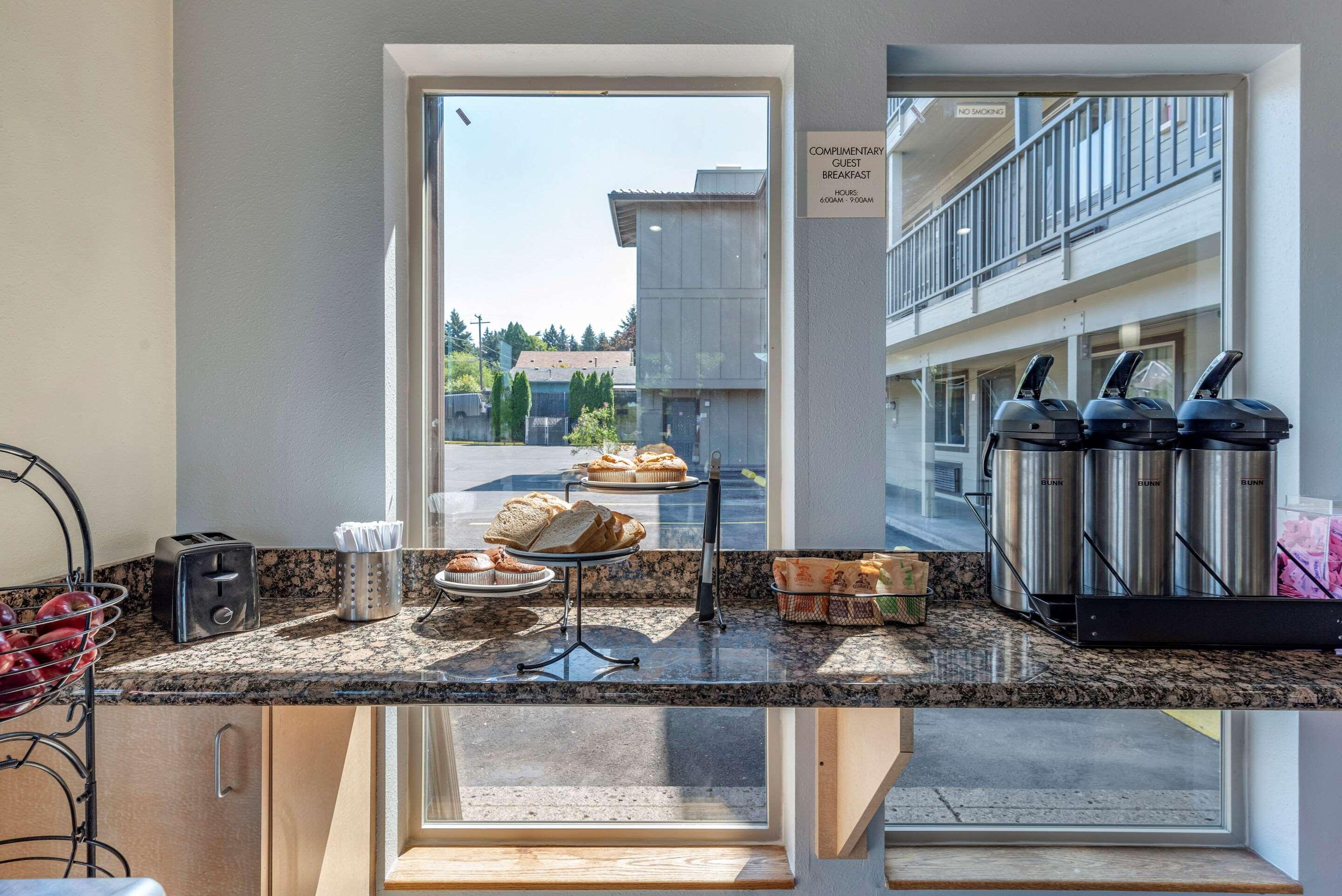 Econo Lodge Portland Airport Kültér fotó
