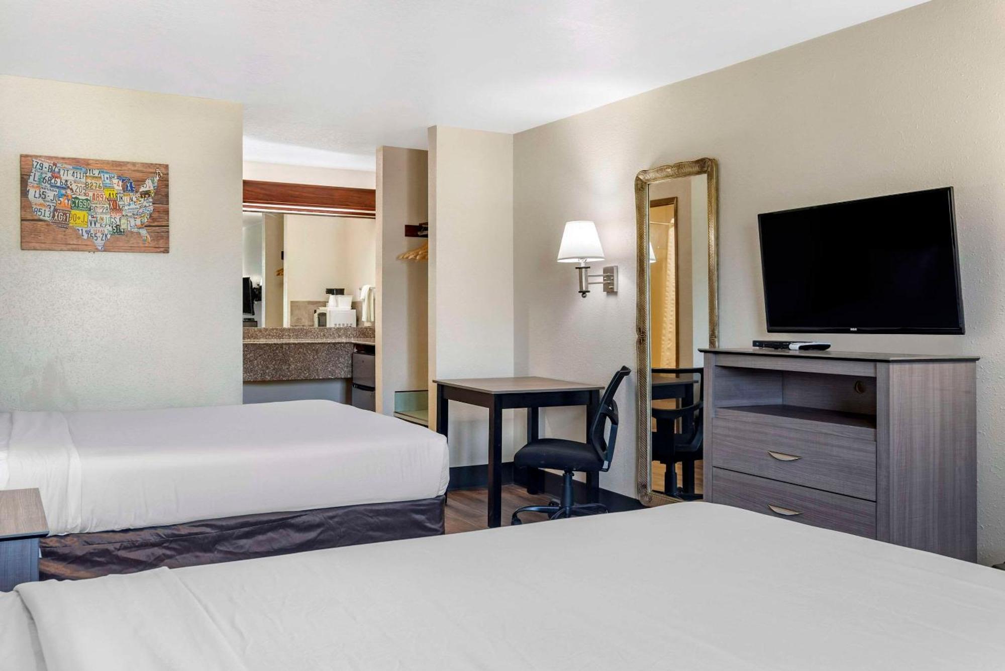 Econo Lodge Portland Airport Kültér fotó