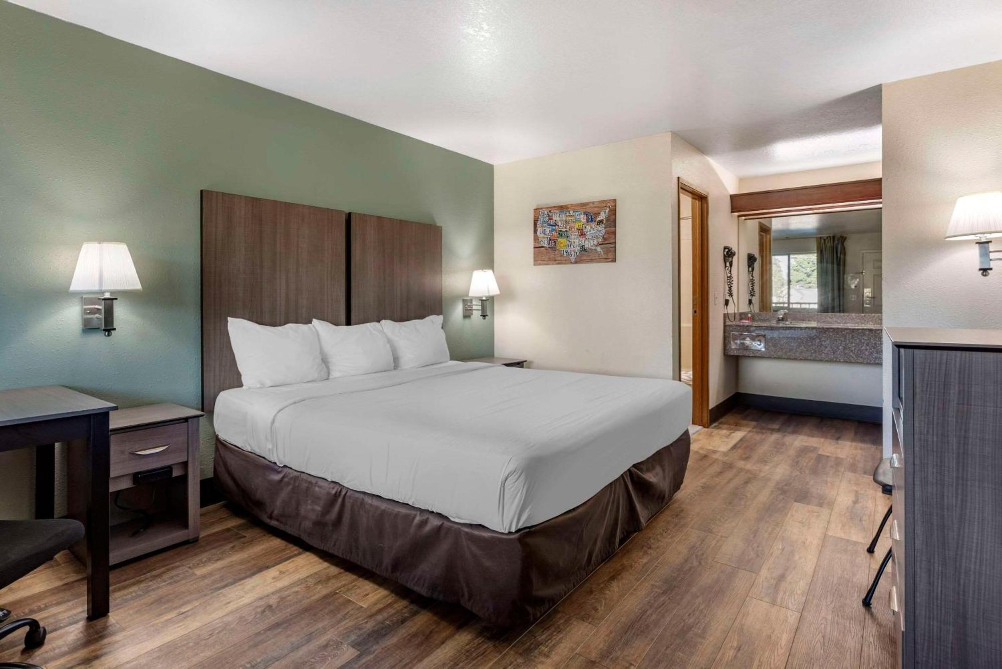 Econo Lodge Portland Airport Kültér fotó