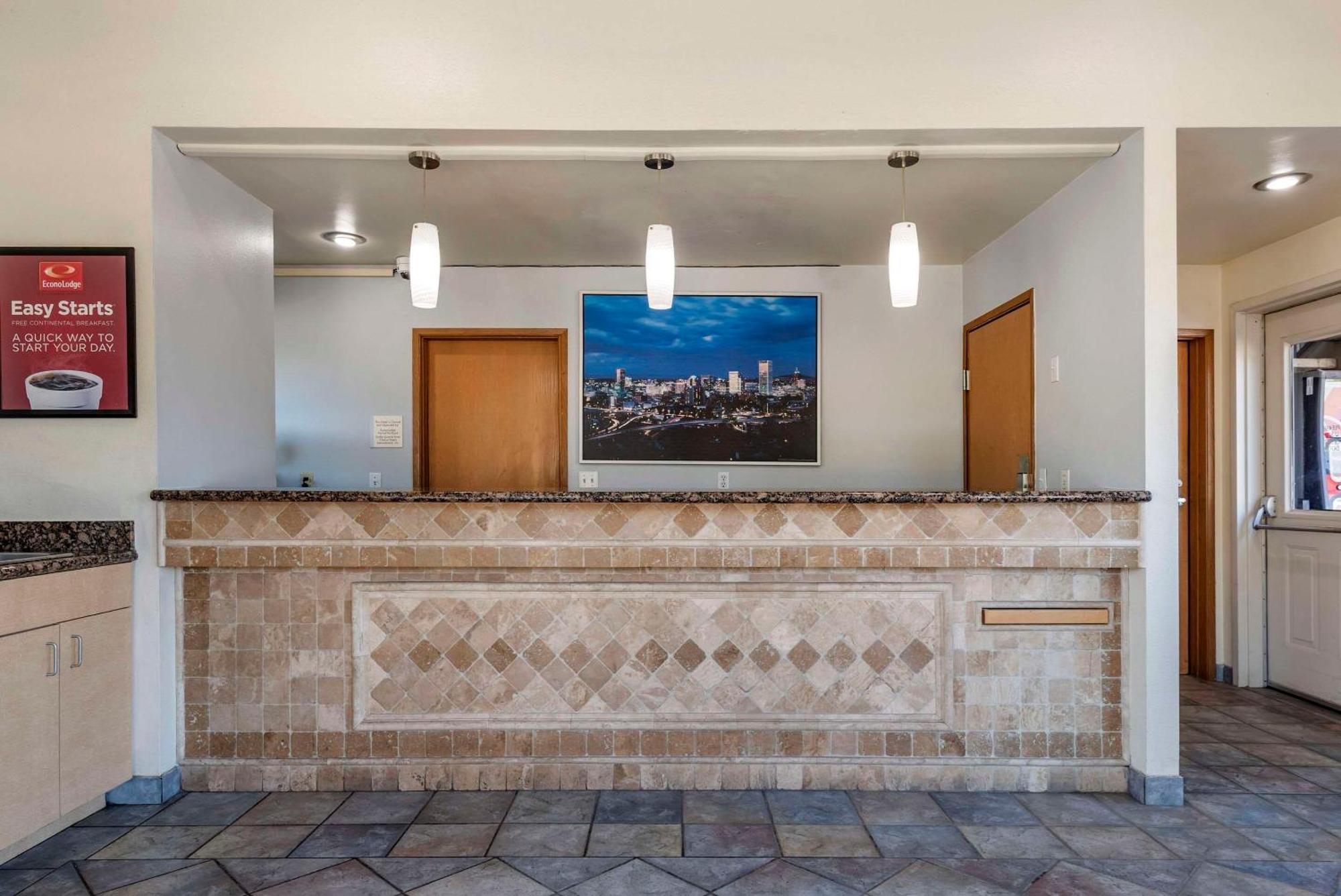 Econo Lodge Portland Airport Kültér fotó